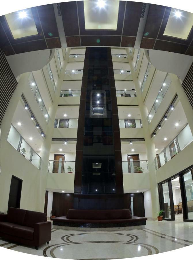 Incredible One Hotel Secundurabad Esterno foto
